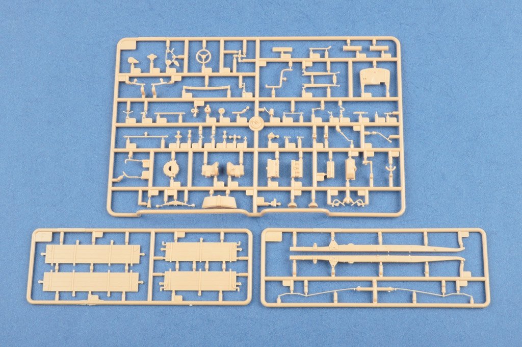 Hobby Boss 83837 Soviet GAZ-AAA Cargo Truck – Bild 7