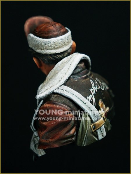 Young Miniatures YM1862 B-17 BOMBER CREW 1/10 – image 2