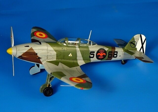 RS Models 92263 Heinkel 112B Spain WWII German Fighter 1/72 – Bild 3