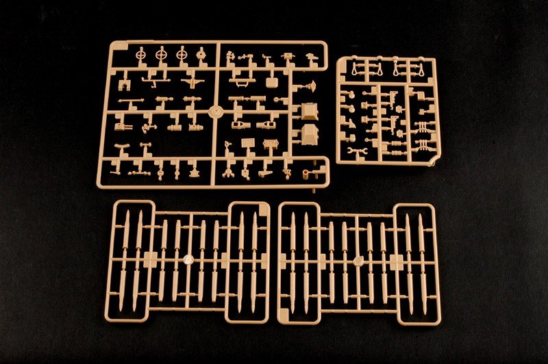Trumpeter 01598 German KRUPP STEYR WAFFENTRAGER 1/35 – immagine 6