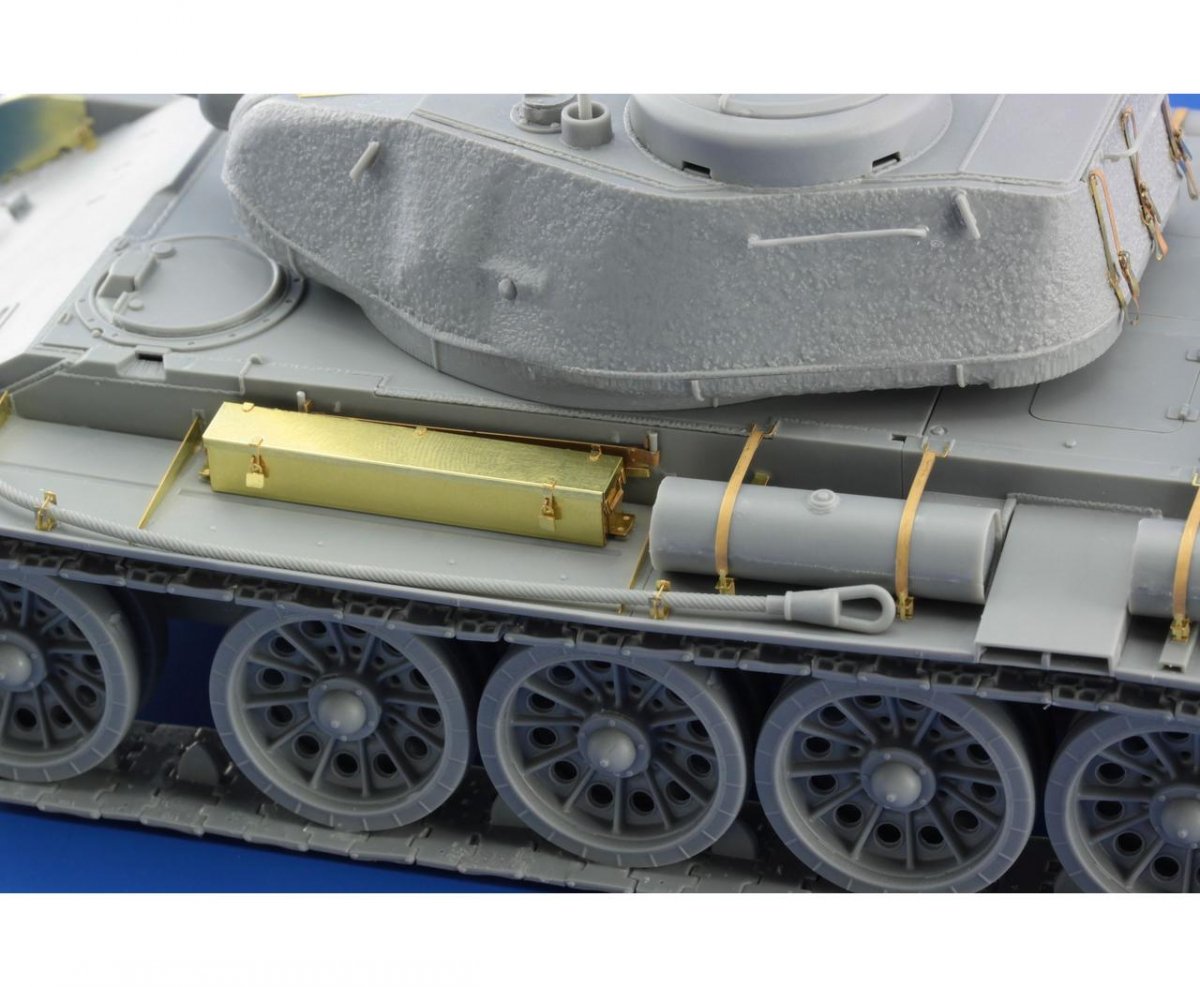 Eduard 36339 T-44 MINIART 1/35 – Bild 10