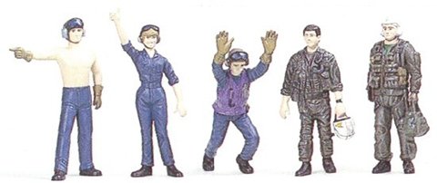 Fujimi 723457 Flight Deck Crew &amp;amp; Carrier Tractor 1/72 – Bild 4