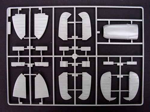 Trumpeter 02404 Spitfire Mk Vb Hydravion (1/24) – image 9