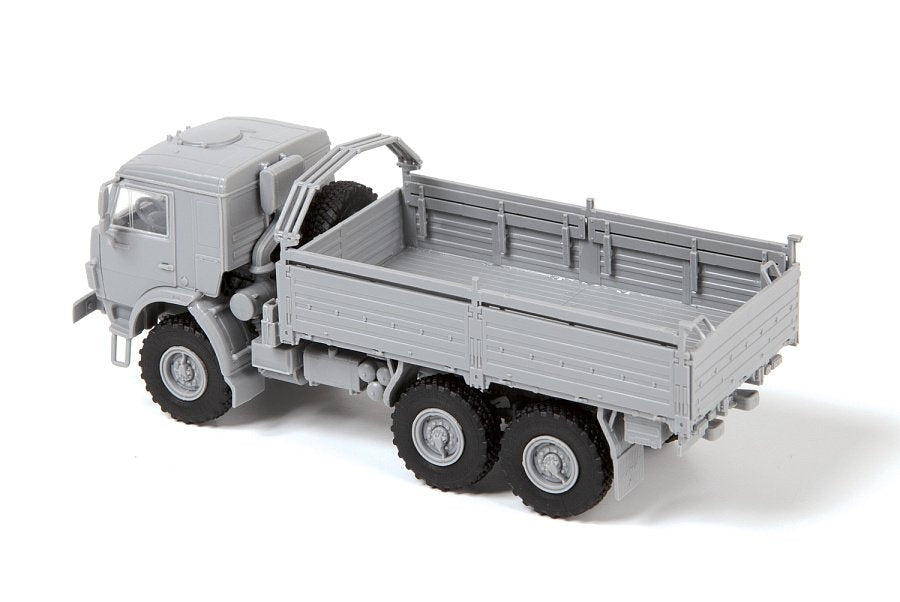 Zvezda 5074 KAMAZ K-5350 Mustang Russian 3-Axle Truck 1/72 – Bild 4