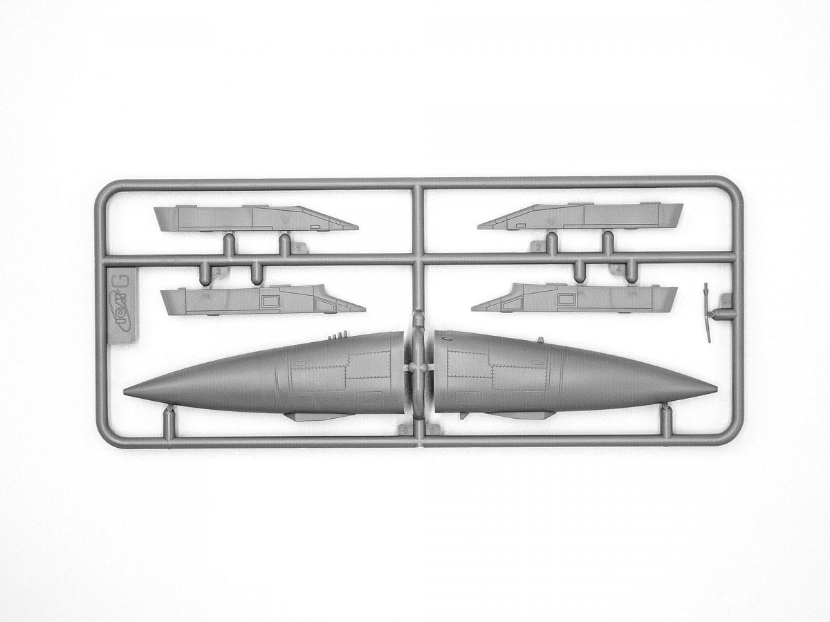 ICM 72178 MiG-25PU Soviet Training Aircraft 1/72 – Bild 15