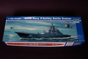Trumpeter 05710 USSR Navy P. Velikiy Battle Cruiser 1/700 – imagen 2