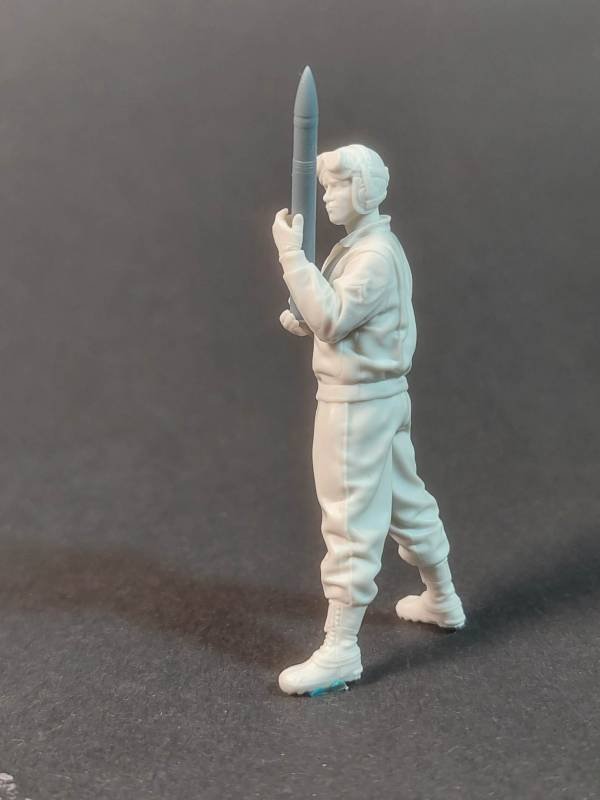 Panzer Art FI35-185 US tanker loading 76mm ammo No.2 1/35 – zdjęcie 2