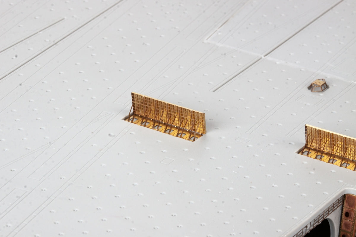 Eduard 53300 USS Nimitz CVN-68 part 6 Trumpeter 1/350 – immagine 8