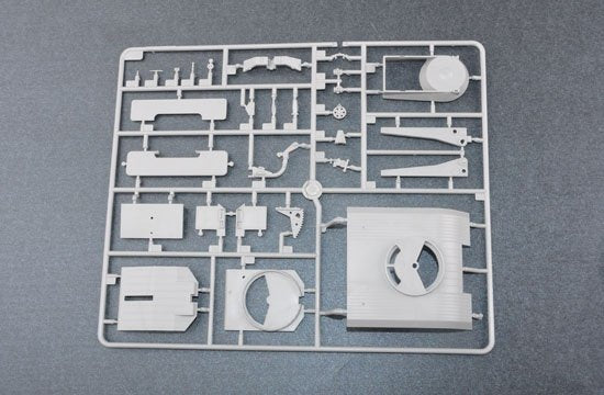 Trumpeter 01014 BM-21 Grad russe, version tardive (1/35) – image 7