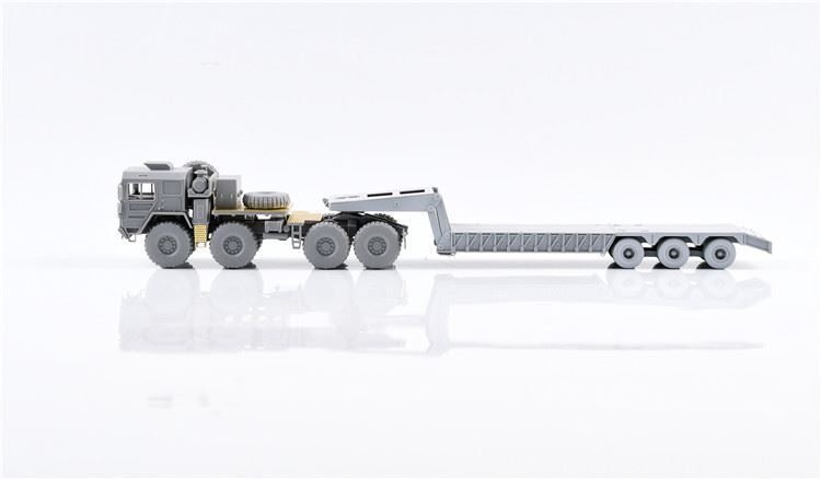 Modelcollect UA72125 Camion tout-terrain allemand MAN KAT1M1014 8.8 HAUTE MOBILITÉ avec semi-remorque M870A1 (1/72) – image 4