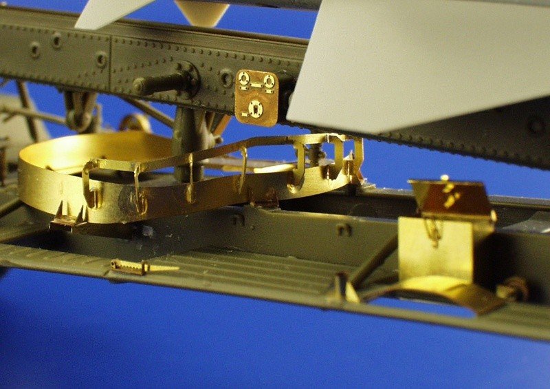 Eduard 35663 SA-2 missile with trailer 1/35 Trumpeter – imagen 6