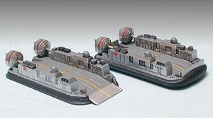 Tamiya 31003 Japanese Defence Force LST-4001 Ohsumi 1/700 – Bild 5