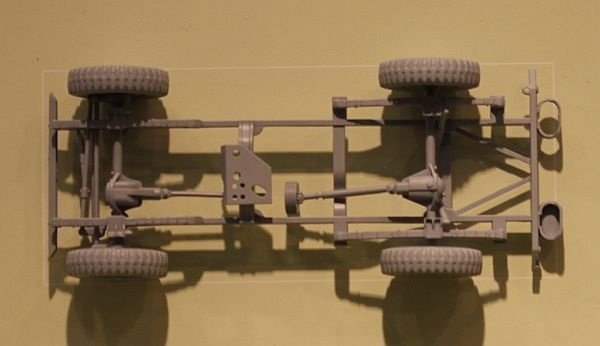 Fine Molds FM35 JGSDF Type 73 Light Truck (with Machine Gun) 1/35 – imagen 5