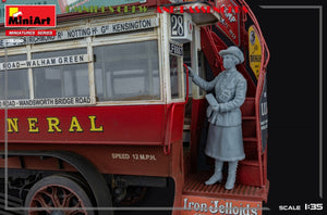 MiniArt 38092 ÉQUIPAGE ET PASSAGERS DE L&amp;#39;OMNIBUS 1/35  – image 4