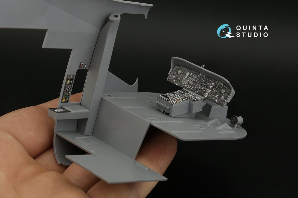 Quinta Studio QDS-35100 CH-54A 3D-Printed &amp;amp; coloured Interior on decal paper (ICM) (Small version) 1/35 – imagen 7