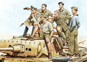 Master Box 3561 Rommel and German Tank Crew (DAK, 1941-1943) 1/35 – imagen 2