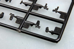 Trumpeter 00504 M9 World Pistol Selections 1/35 – zdjęcie 3