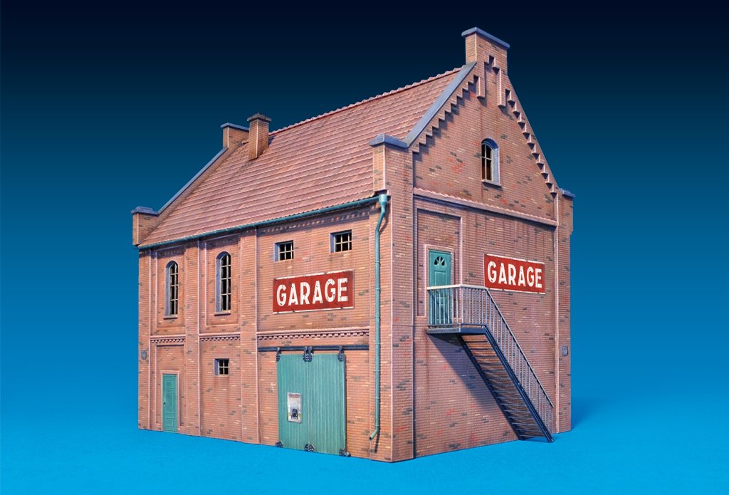 MiniArt 72031 BUILDING WITH GARAGE 1/72 – imagen 2