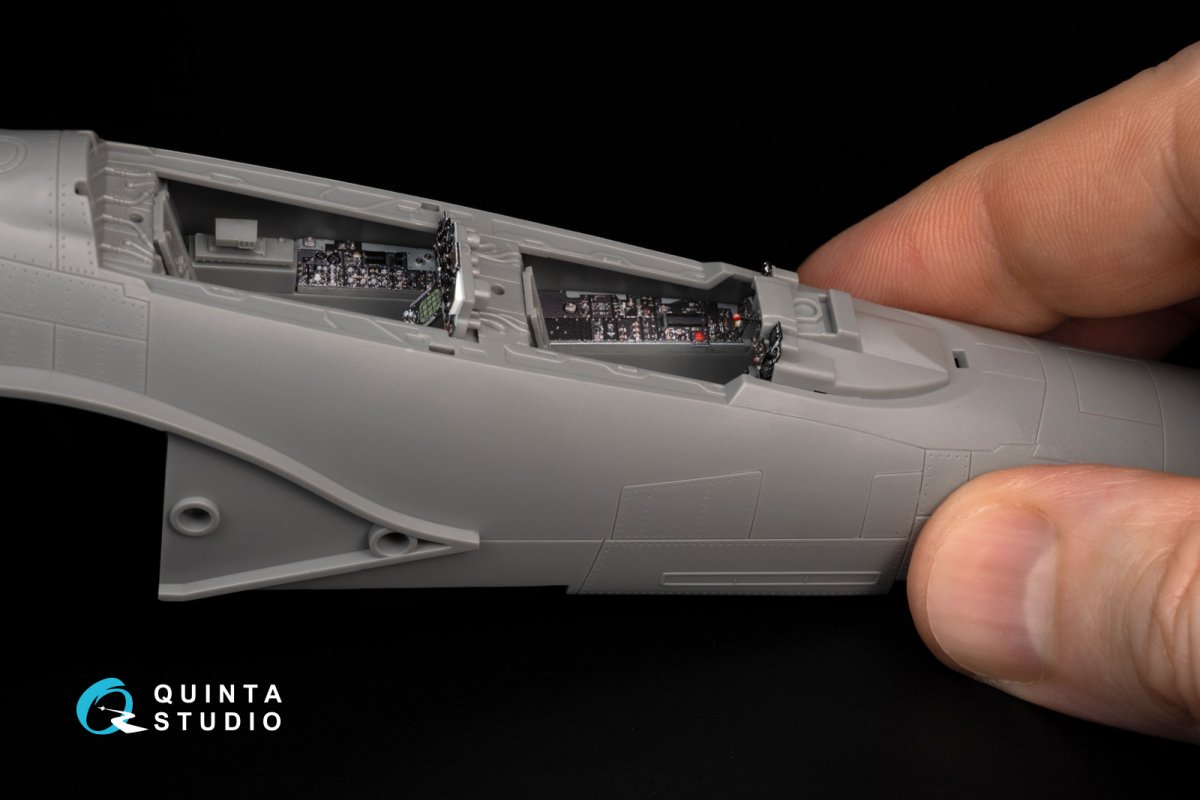 Quinta Studio QDS-48387 F-4E early with slatted wing 3D-Printed &amp;amp; coloured Interior on decal paper (Meng) (Small version) 1/48 – imagen 11