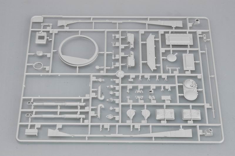 Trumpeter 00380 Russian PT-76 Light Amphibious Tank 1/35 – zdjęcie 6