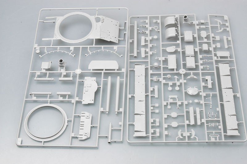 Trumpeter 00376 Soviet T-62 Main Battle Tank Mod.1962 1/35 – imagen 5