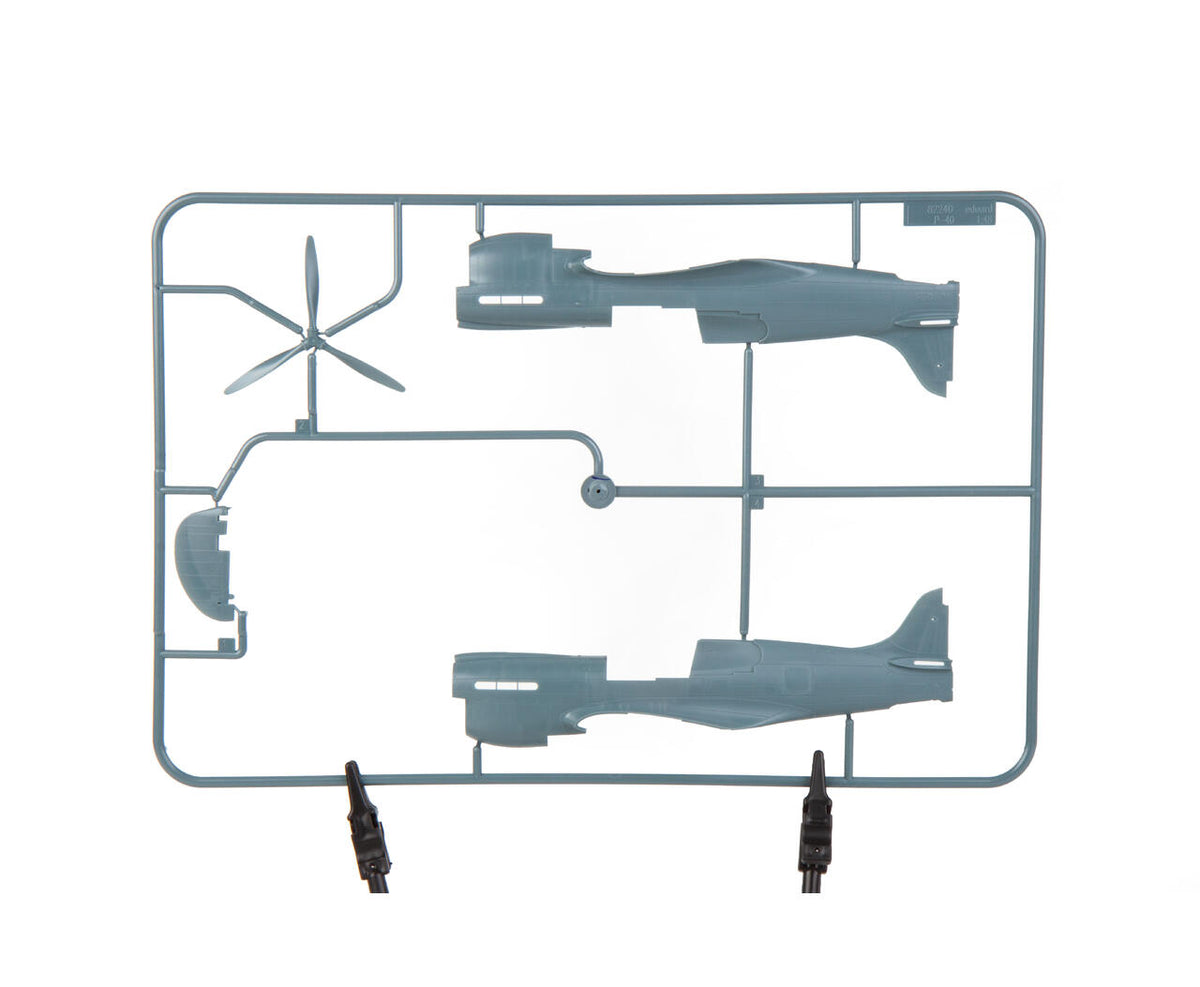 Eduard 82243 P-40K short tail 1/48 – zdjęcie 18