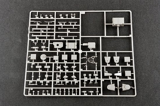 Trumpeter 09519 S-300V russe 9A83 SAM 1/35 – image 10