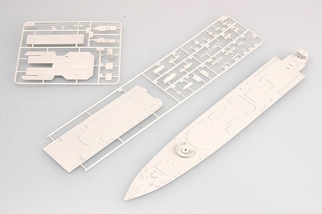 Trumpeter 04516 RUSSIAN NAVY UDALOY CLASS DESTROYER ADMIRAL PANTELEYEV 1/350 – imagen 6