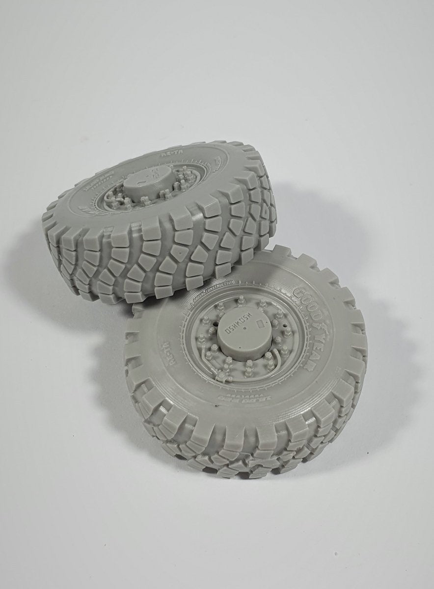 Panzer Art RE35-745 MTVR M24 Road wheels (Goodyear) 1/35 – image 2