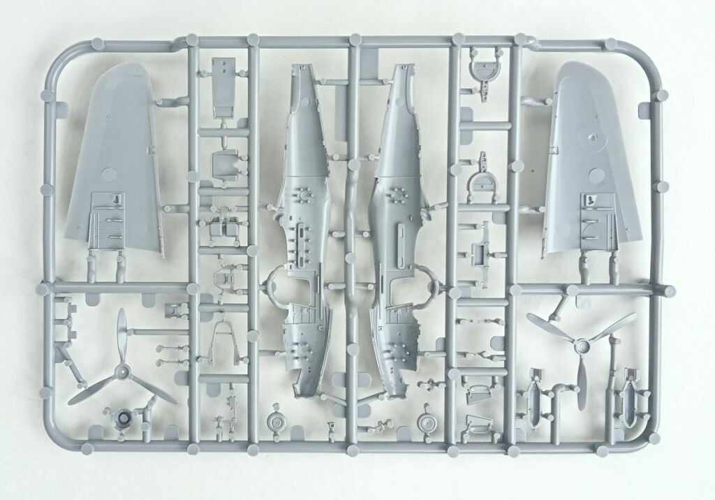 Arma Hobby 70056 Arma Hobby 70056 P-39N Airacobra 1/72 – immagine 9