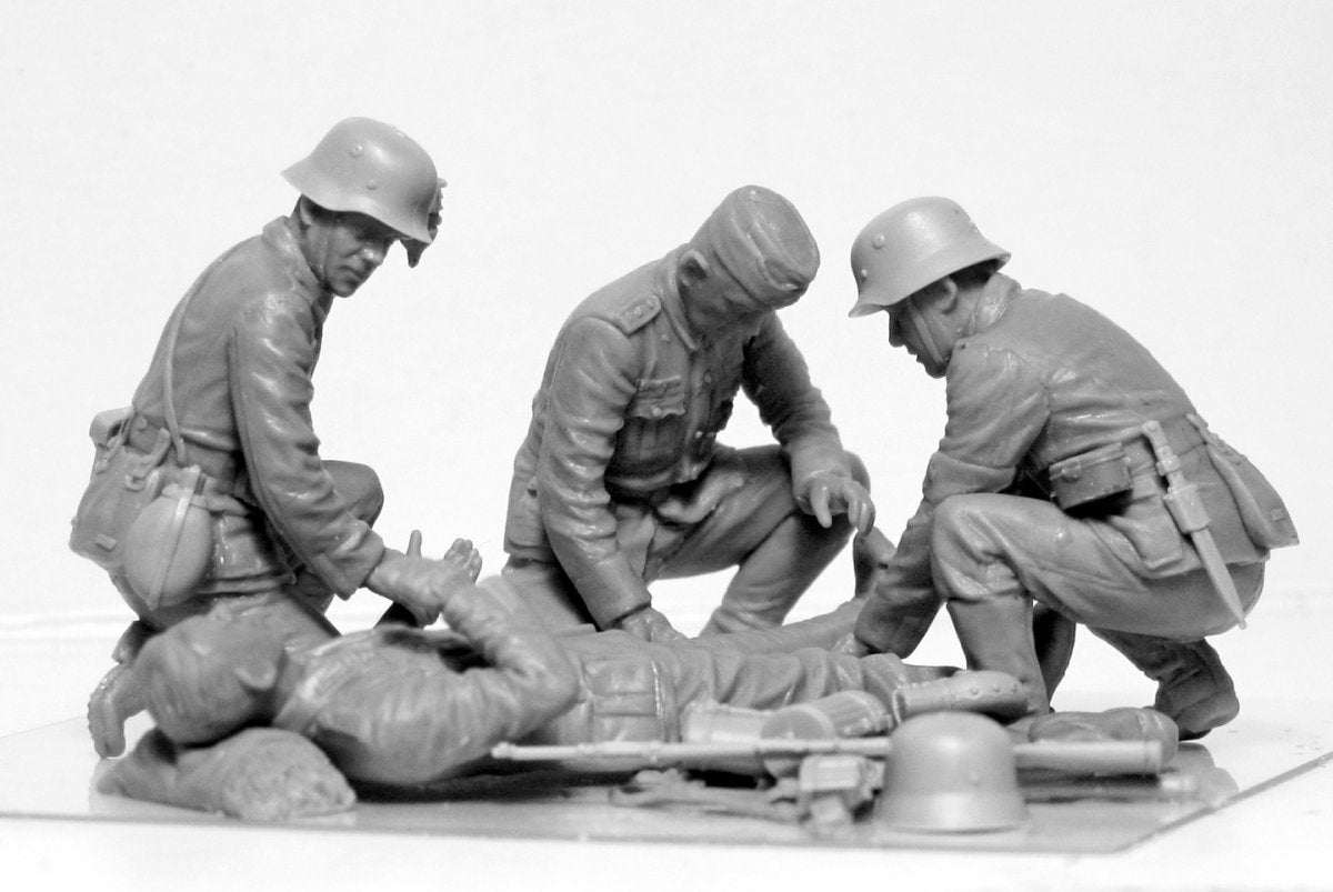 ICM 35620 Personnel médical militaire allemand de la Seconde Guerre mondiale, échelle 1/35 – image 2