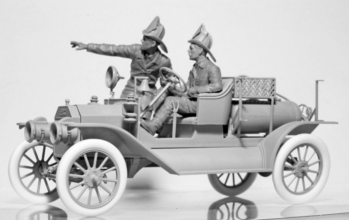 ICM 24006 American Fire Truck Crew (1910s) (2 figures) 1/24 – Bild 9