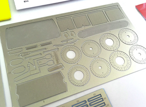 Kit de photodécoupe Hobby Design HD02-0240 pour Porsche 911 GT2 (993) Tamiya 1/24 – image 4