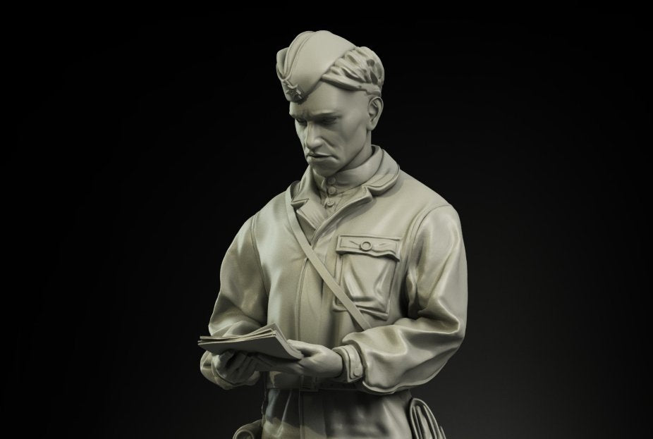 Panzer Art FI35-037 Soviet tank commander 1/35 – image 3