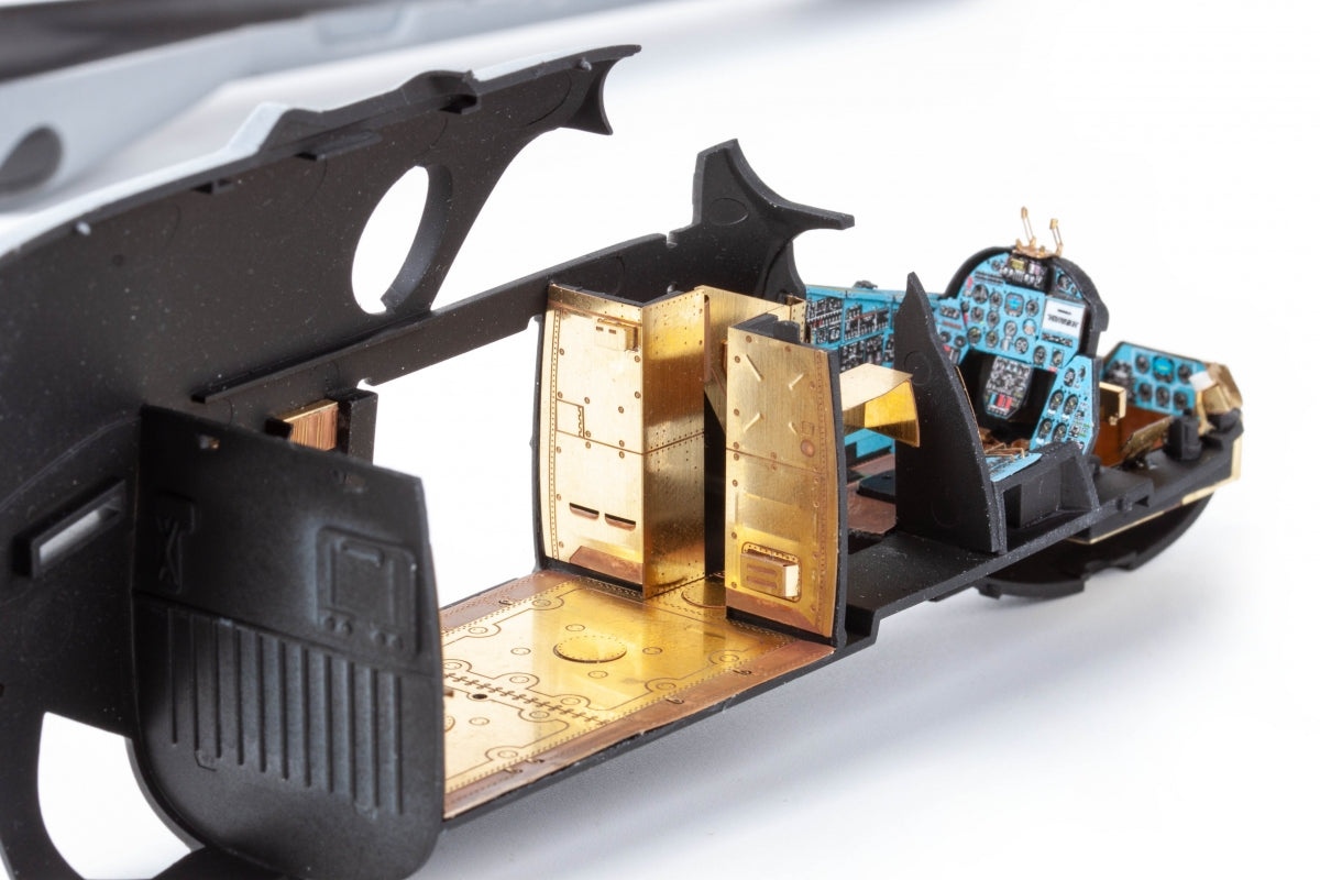 Eduard 481151 Mi-24P cargo interior TRUMPETER 1/48 – zdjęcie 3