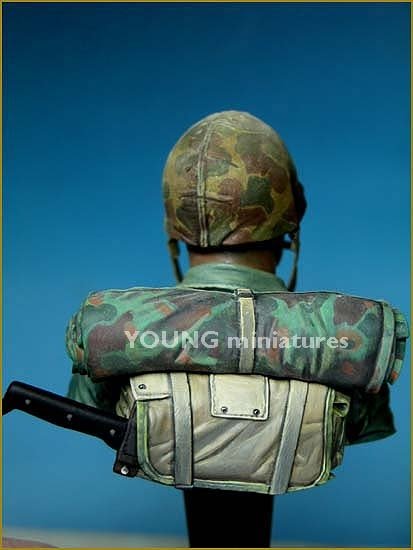 Young Miniatures YM1813 SUSMC IWOJIMA 1945 1/10 – image 5