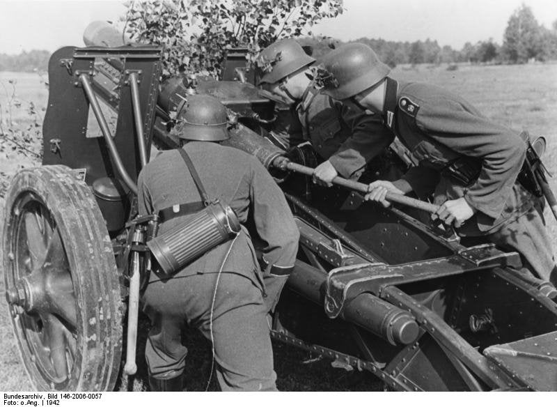 First To Fight PL102 Niemieckie Ciężkie Działo Piechoty 15cm sIG33 1/72 – imagen 4