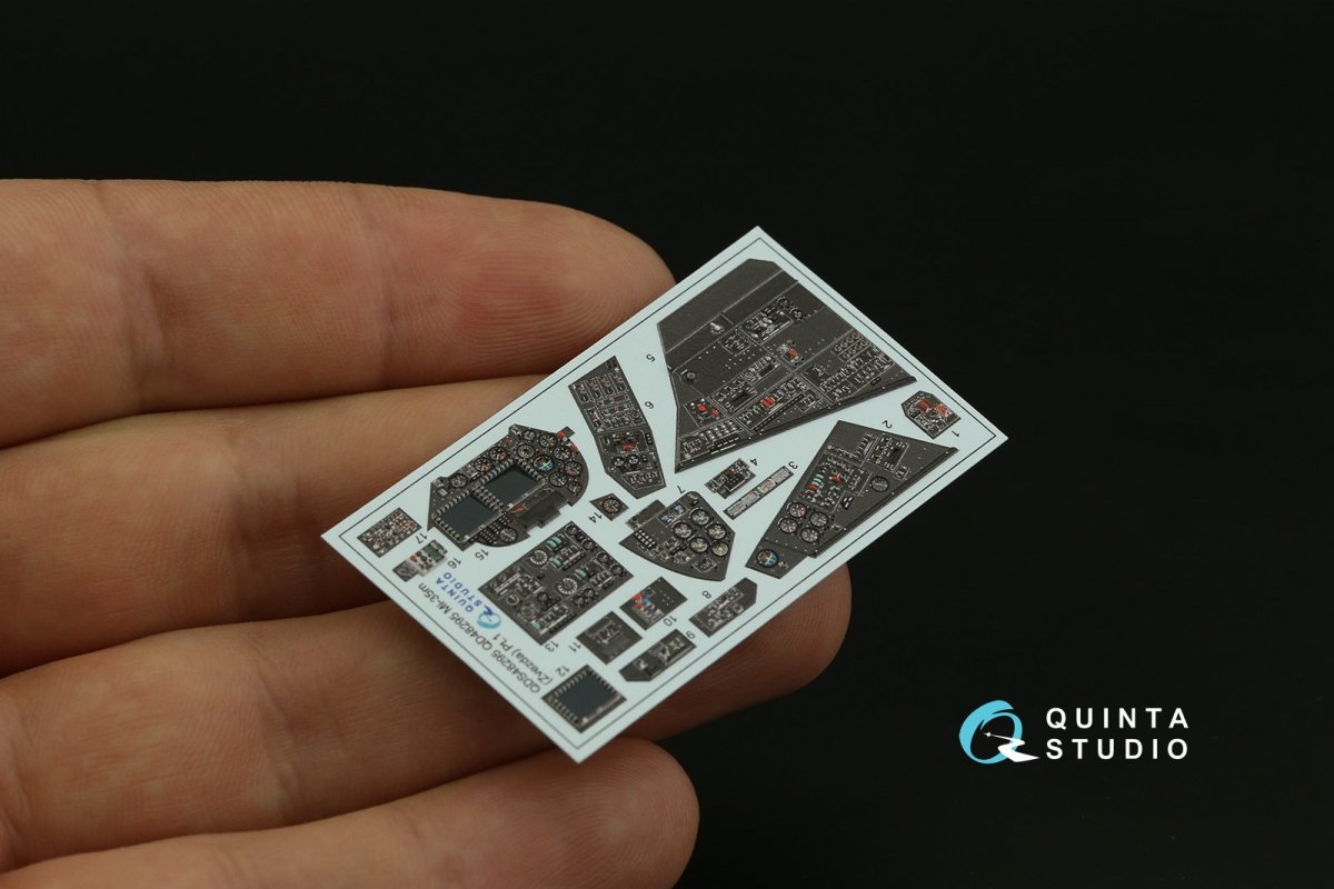 Quinta Studio QDS-48295 Mi-35M 3D-Printed &amp;amp; coloured Interior on decal paper (Zvezda) (Small version) 1/48 – Bild 6