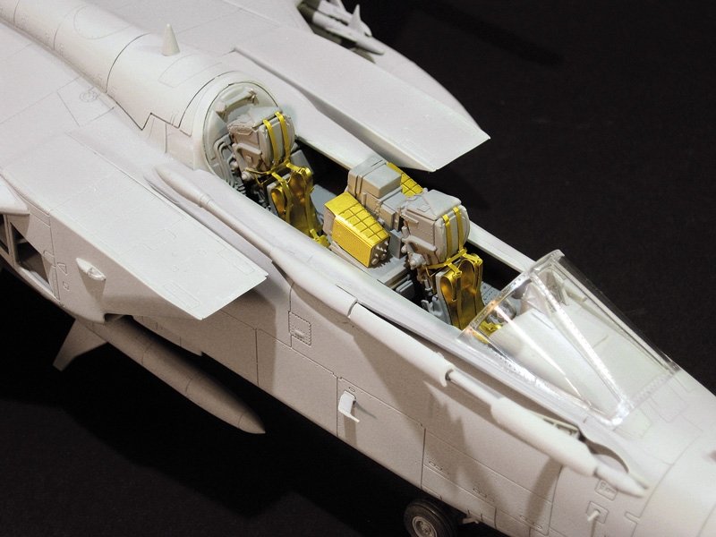 Italeri 2517 Tornado ECR 1/32 – Bild 8