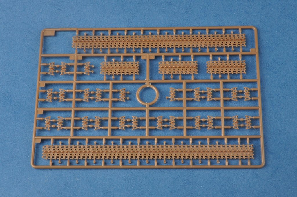 Hobby Boss 83842 Soviet T-35 Heavy Tank -Before – imagen 12