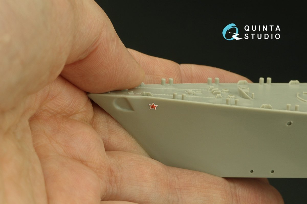 Quinta Studio QP135004 Stars and National emblems for Soviet/Russian warships 1/350 – immagine 4