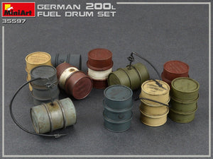 MiniArt 35597 GERMAN 200L FUEL DRUMS WW2 1/35 – immagine 2