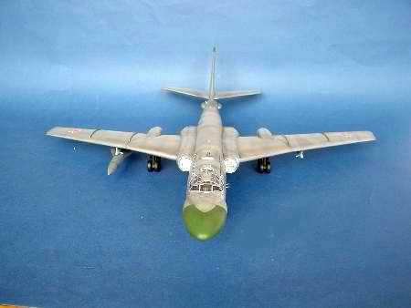 Trumpeter 01613 Tupolev Tu-16K-10 BADGER C 1/72 – imagen 4
