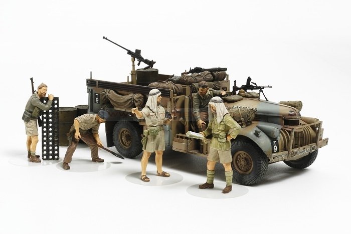 Tamiya 32407 British LRDG Command Car North Africa (w/7 Figures) 1/35 – imagen 2