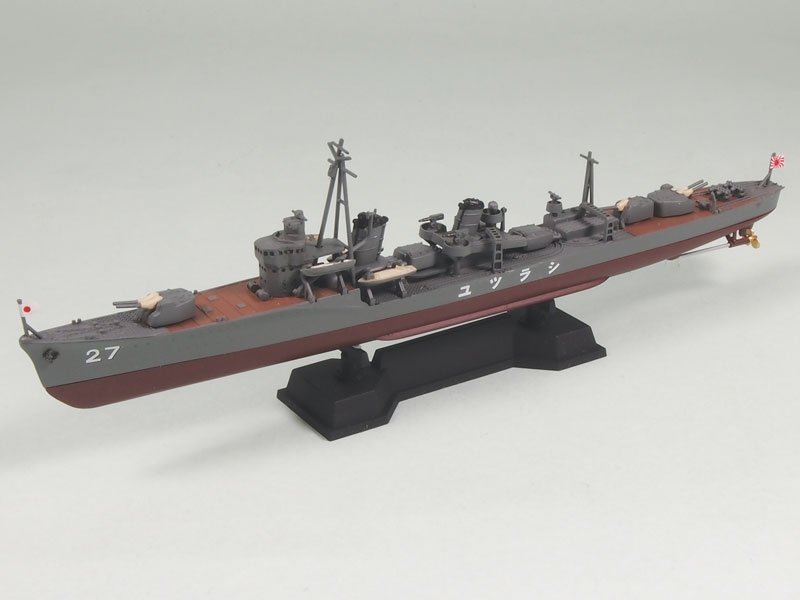 Pit-Road W135 IJN Destroyer Shiratsuyu with hull parts 1/700 – imagen 3