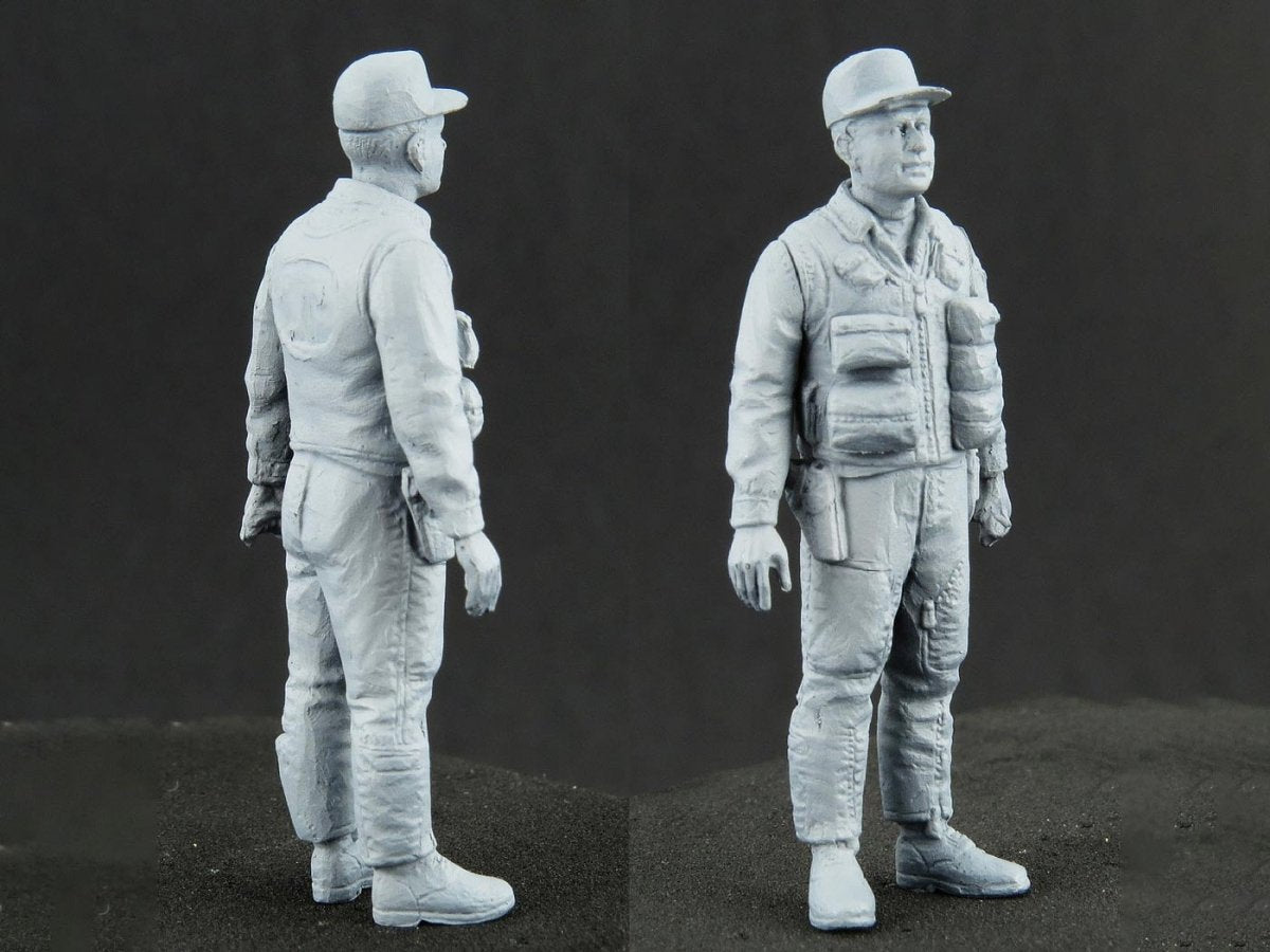 ICM 48280 B-26K with USAF Pilots &amp;amp; Ground Personnel 1/48 – immagine 11