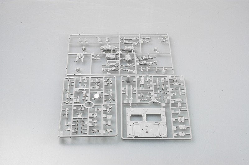 Trumpeter 00397 M1130 Stryker Command Vehicle 1/35 – Bild 10