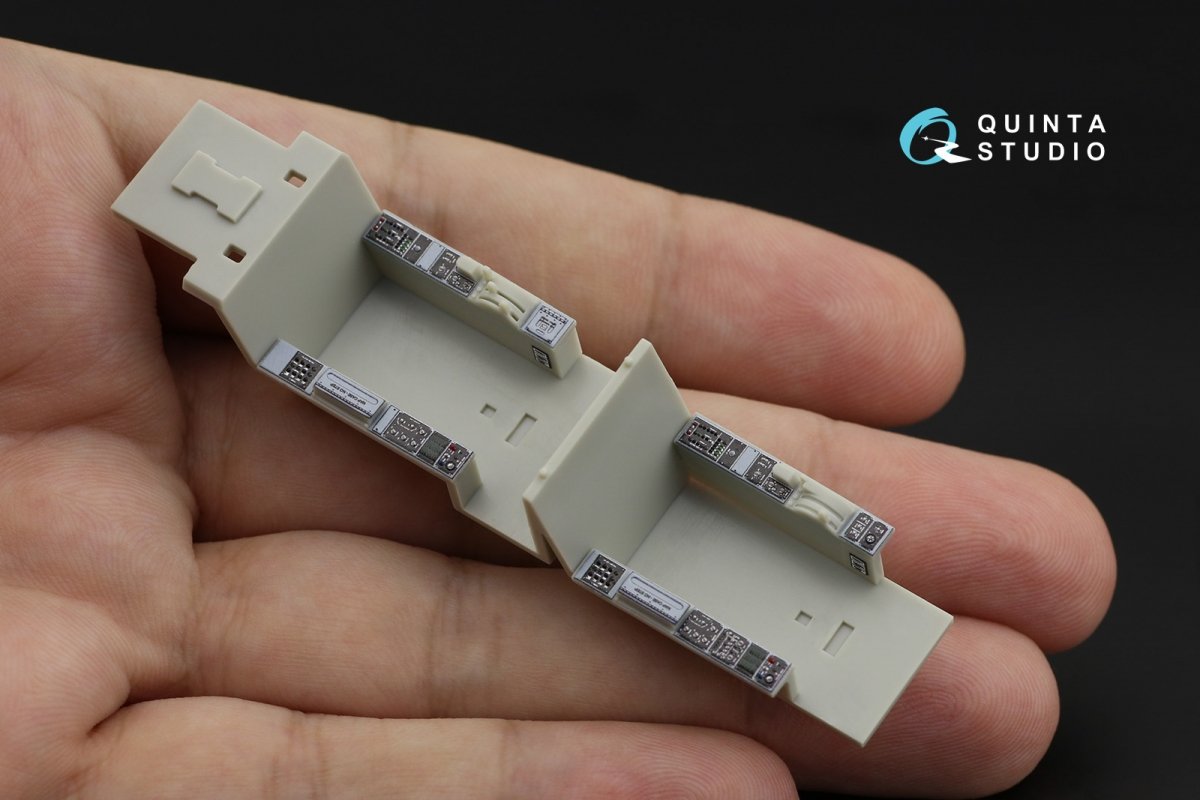 Quinta Studio QD48197 F-5F Tiger II 3D-Printed &amp;amp; coloured Interior on decal paper (for AFV Club ) 1/48 – immagine 6