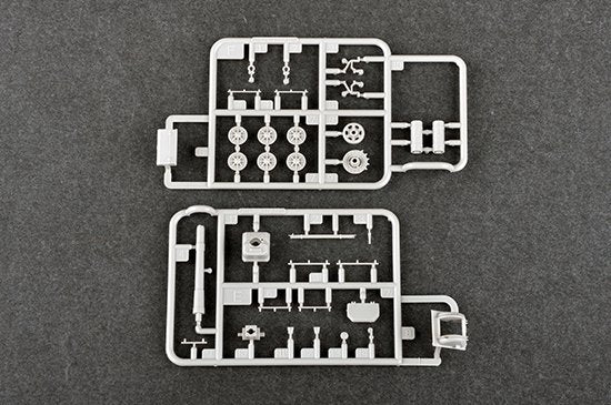 Trumpeter 07129 Soviet SU-152 Self-propelled Heavy Howitzer Early 1/72 – Bild 3