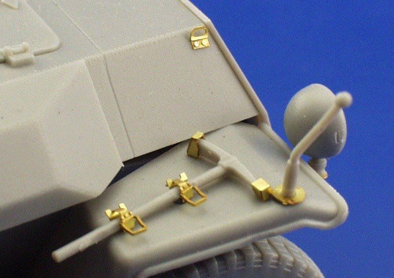 Eduard 35688 Sd. Kfz.251/1 Ausf. C 1/35 Dragon – imagen 4